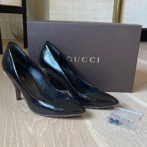 EUC Gucci Vernice Naplack Nero patent heel 36.5
